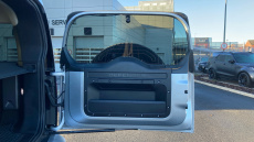 Land Rover Defender 2.0 D240 SE 110 5dr Auto Diesel Estate